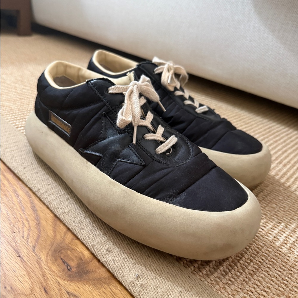 Women’s Golden Goose Space Star Size 39